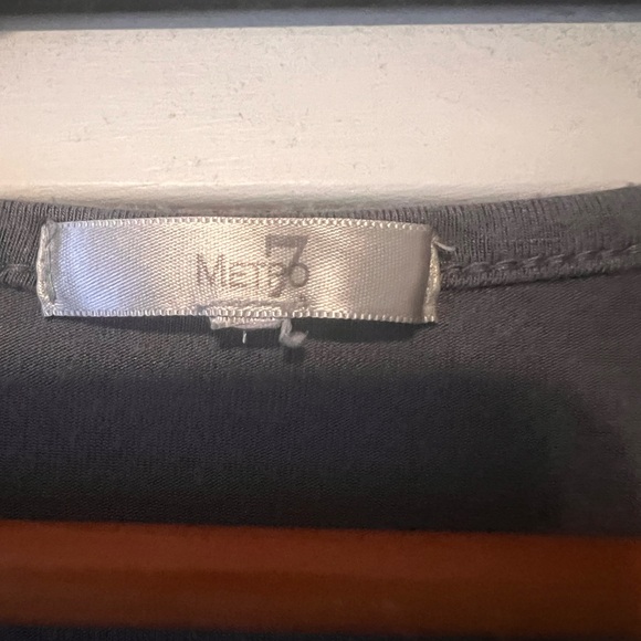 Metro 7 Grey Bead & Sequin Neckline Knit Top Plus - Picture 6 of 8